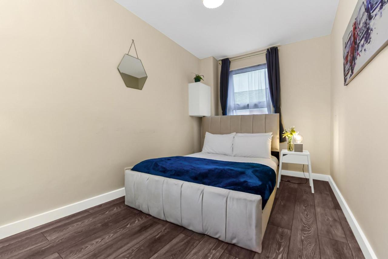 Family Friendly, Zone 2, 2 Beds, Overground 런던 외부 사진