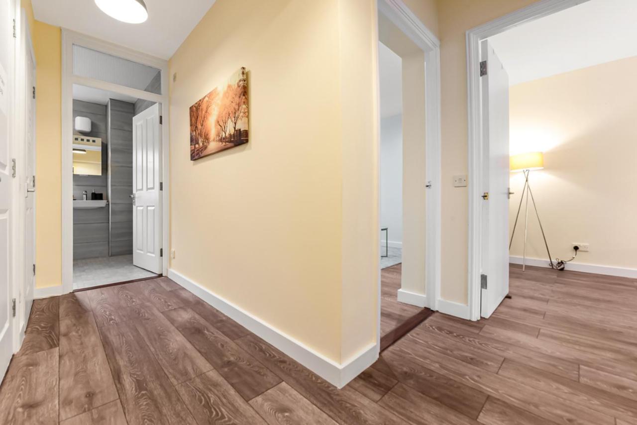 Family Friendly, Zone 2, 2 Beds, Overground 런던 외부 사진