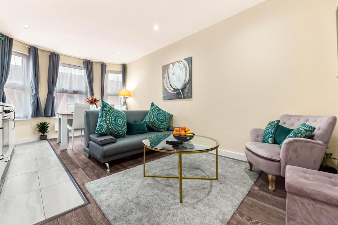 Family Friendly, Zone 2, 2 Beds, Overground 런던 외부 사진